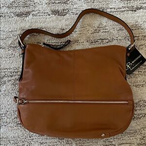 B Makowsky  Burnett hobo NWT